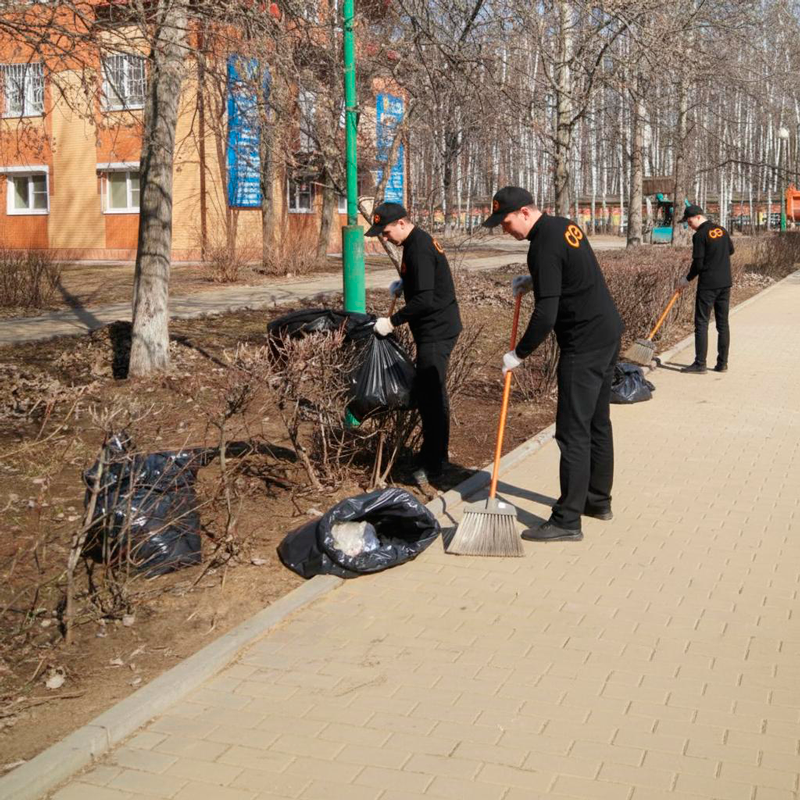 Уборка листьев в Кирово-Чепецке